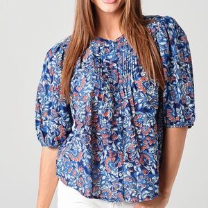 Velvet by Graham & Spencer Jude floral print blouse blue red white Size L